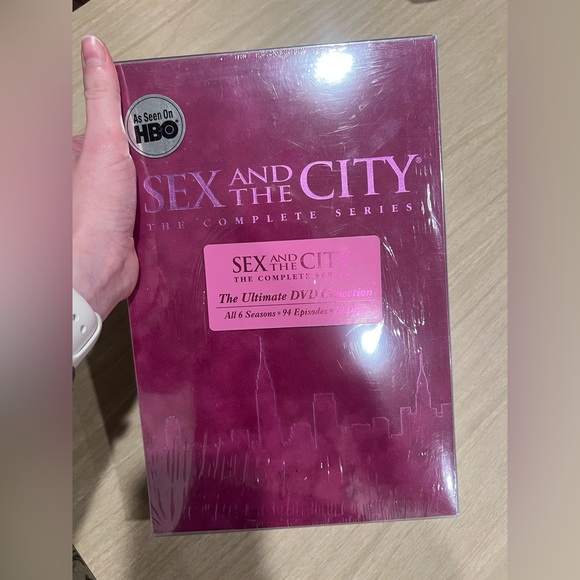 Sex And The City Other - Sex and the City: The Complete Series DVD Collection - Pink